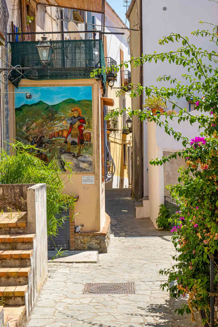 SAN NICOLA ARCELLA TORRE CRAWFORD E L'ARCOMAGNO