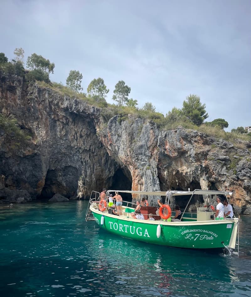 ESCURSIONE IN BARCA CON TORTUGA – SCALEA, ISOLA DINO E ARCOMAGNO